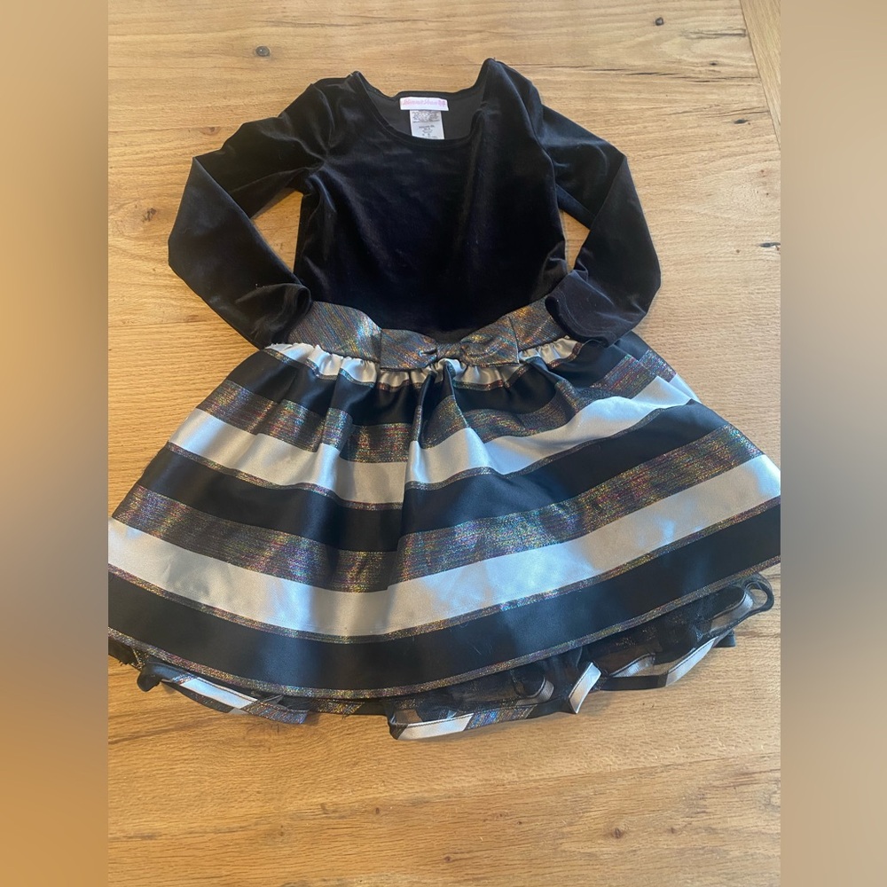 Bonnie Jean Velvet long Sleeve Fit N Flare Holiday Dress Black Silver Girls SZ 5